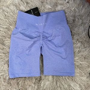 NVGTN scrunch shorts